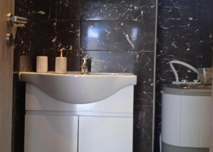 Hari's Nest Corfu * מרטיאס